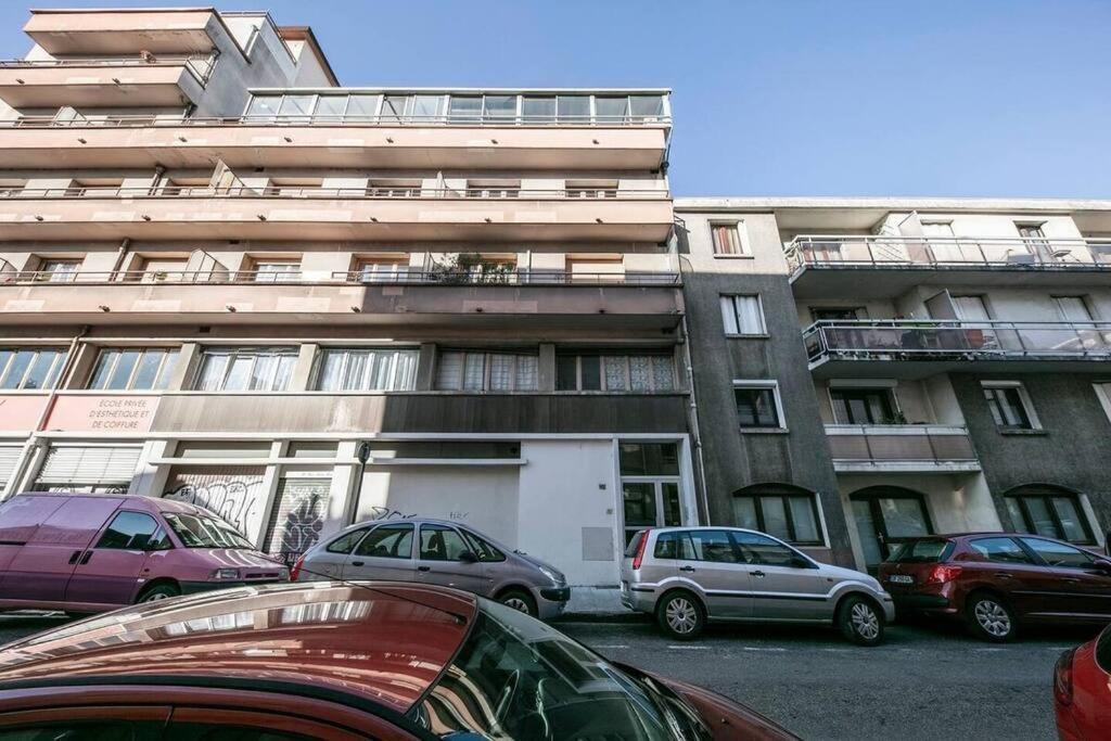 Appartement 600m Gare Et 400m Gem: Lit Double, Wifi Fibre *