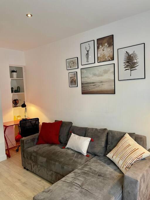 Appartement 600m Gare Et 400m Gem: Lit Double, Wifi Fibre